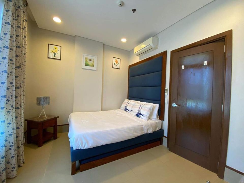 Anvaya Cove Penthouse Unit 10-2 Br. Leilighet Morong  Eksteriør bilde